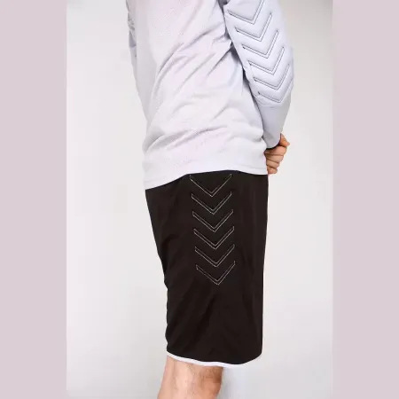 СЦ*Форма футб. врат. KELME 3871007-273-3XL, р.3XL, полиэстер, бело-черный за 3&nbsp;204.50 ₽ купить в Нижневартовске