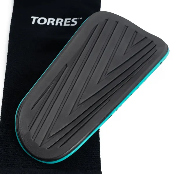 Щитки футбольные TORRES Pro за 1&nbsp;972 ₽ в Нижневартовске